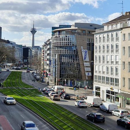 Graf-Adolflux Apartment Dusseldorf Bagian luar foto