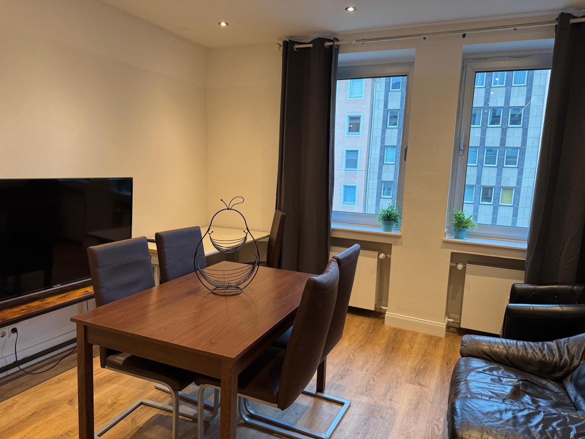 Graf-Adolflux Apartment Dusseldorf Bagian luar foto