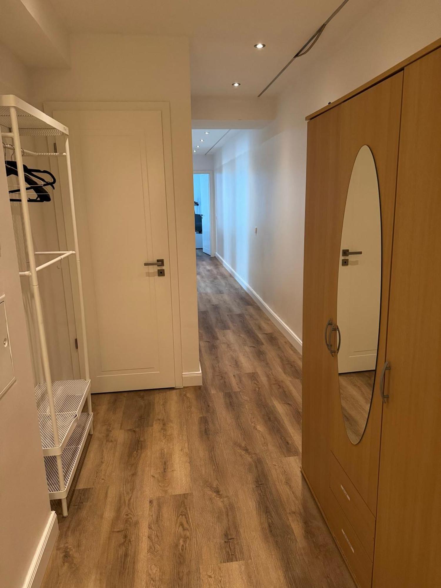 Graf-Adolflux Apartment Dusseldorf Bagian luar foto