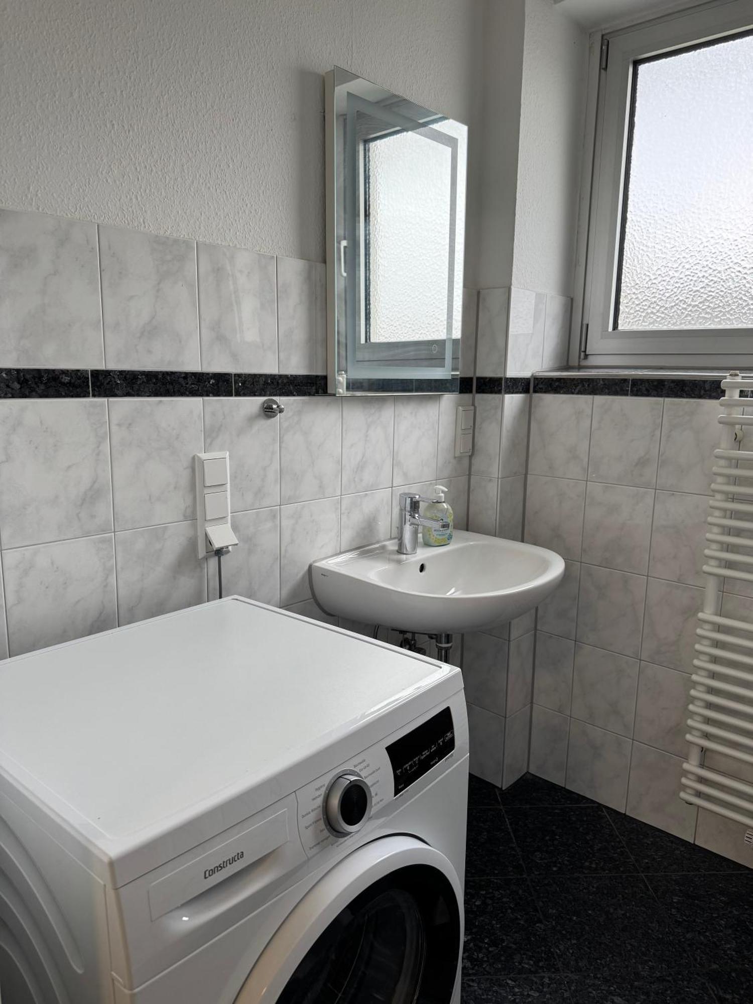 Graf-Adolflux Apartment Dusseldorf Bagian luar foto