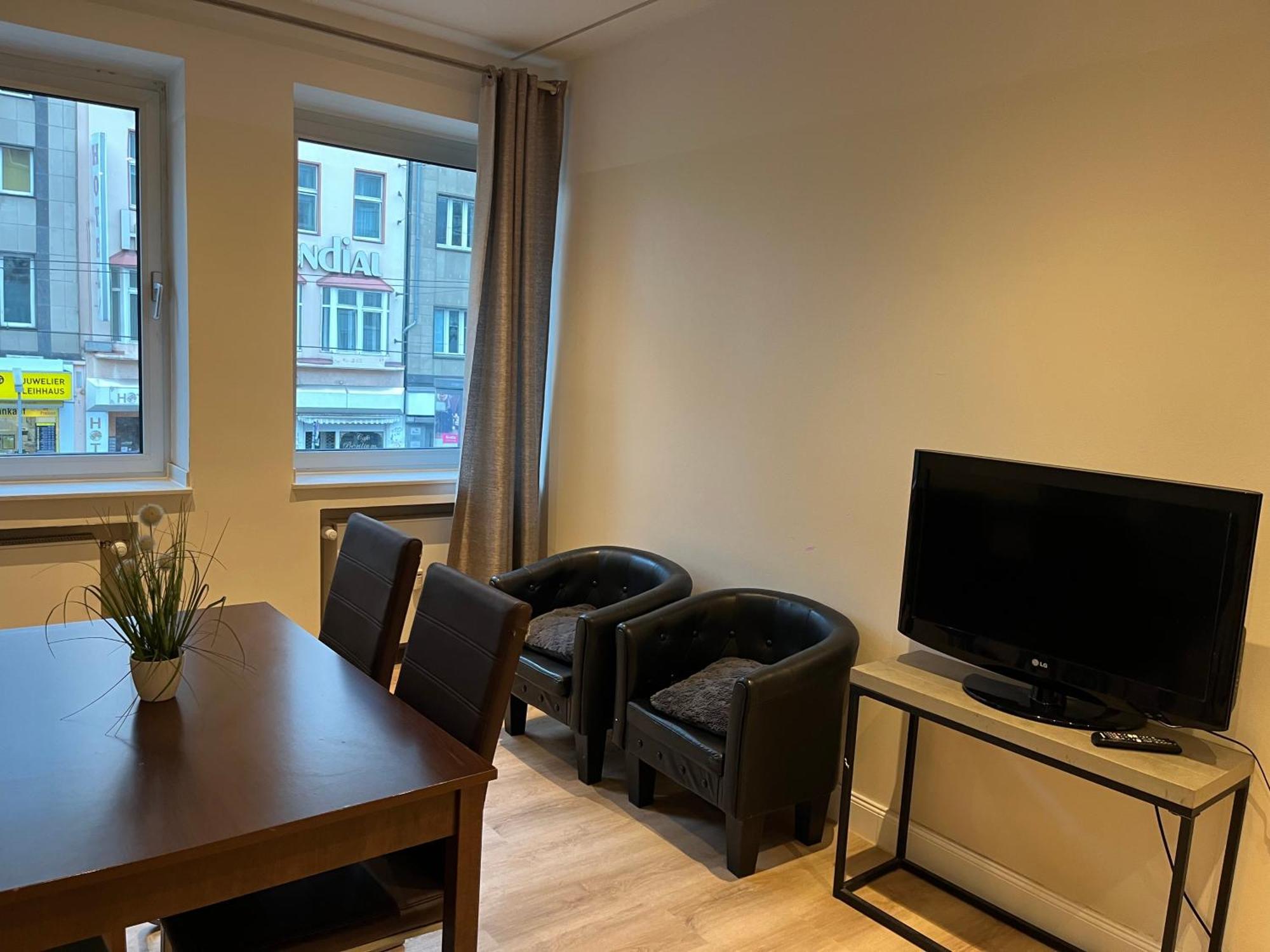 Graf-Adolflux Apartment Dusseldorf Bagian luar foto